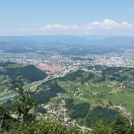 Zagrad Ii Apartman *